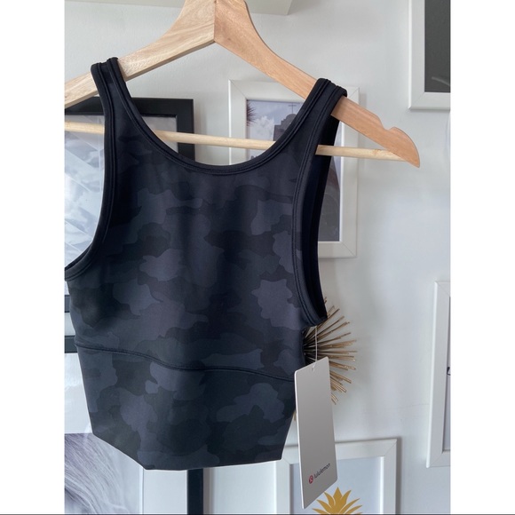 Lululemon BNWT Power Pivot Tank *Everlux camo coal - Picture 5 of 7